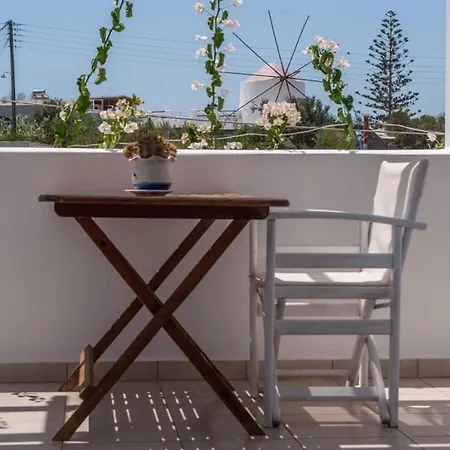 Kastro Aparthotel Antiparos